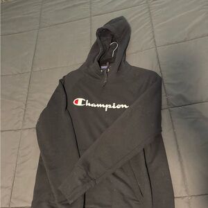 Champion Classic Black Pullover